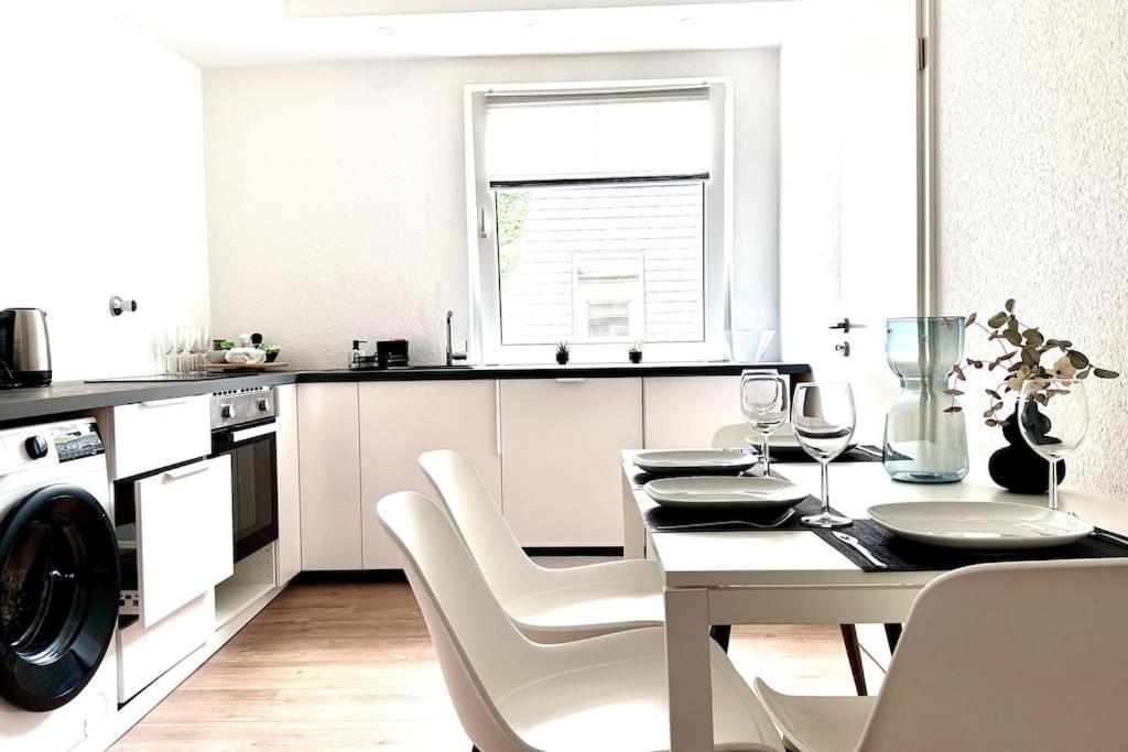 Moderne Wohnung In Stadionnaehe Mit Parkplatz 도르트문트 외부 사진